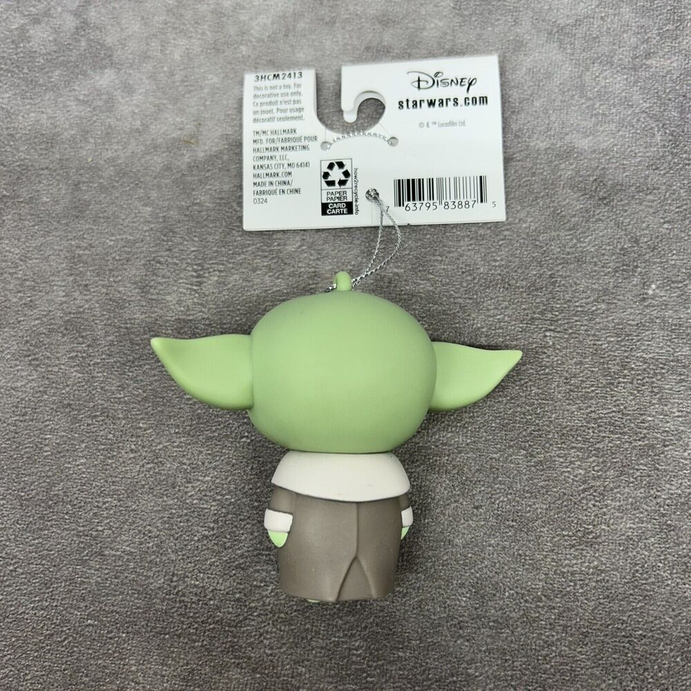 Hallmark Disney Star Wars The Mandalorian Grogu Ornament - Picture 4 of 6
